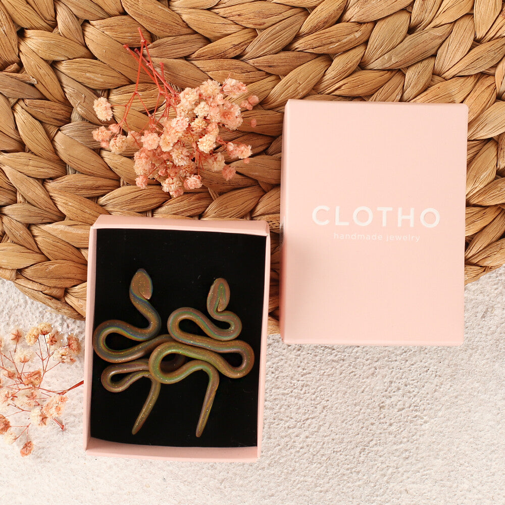 Clotho El Yapımı Yılan Yeşil Küpe